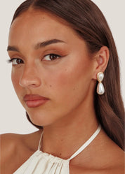 Elizabeth Glam Essence