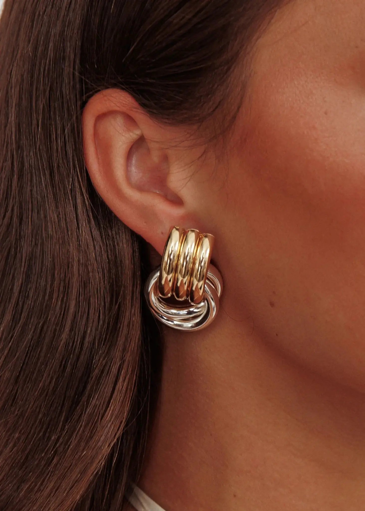 Shiloh Knot Gold