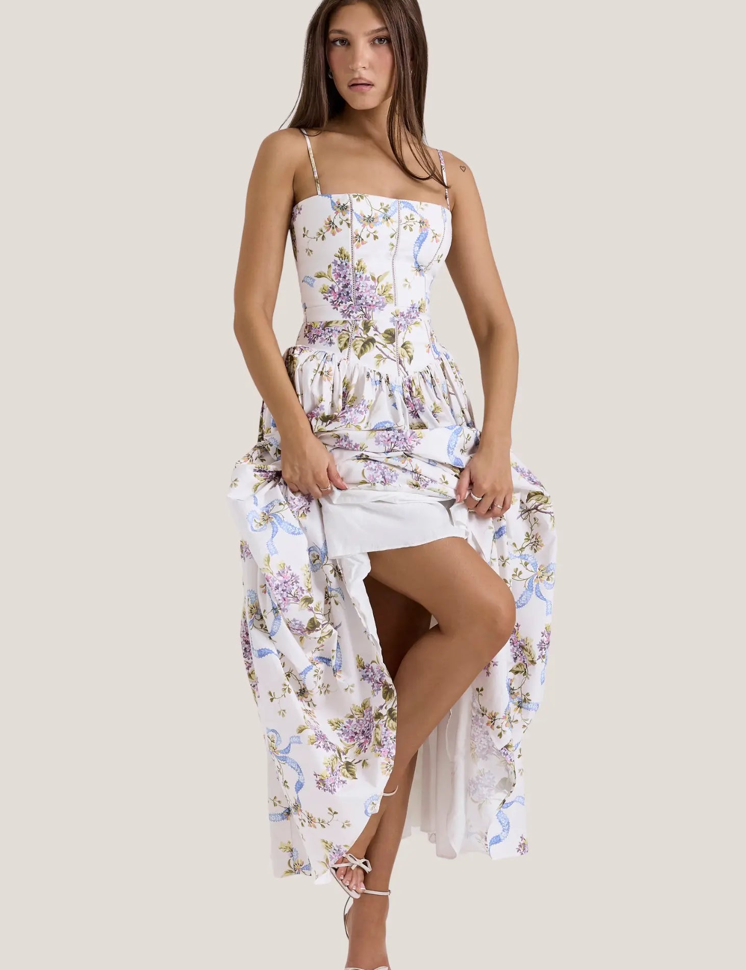 cielle-daisy-midi-dress-white-vintage-1.webp